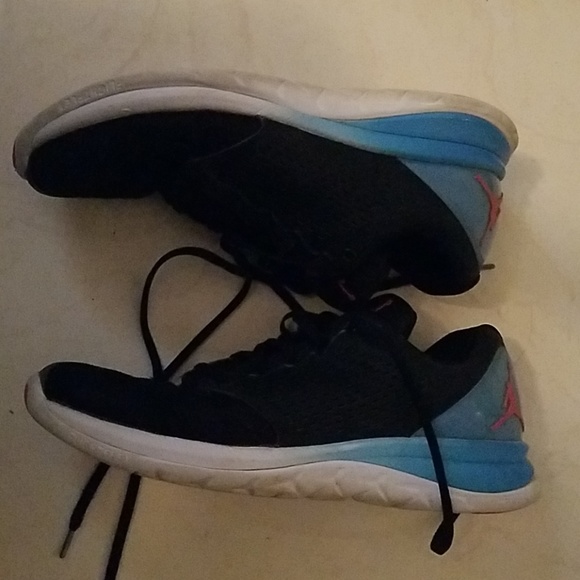 Jordan - Picture 3 of 3